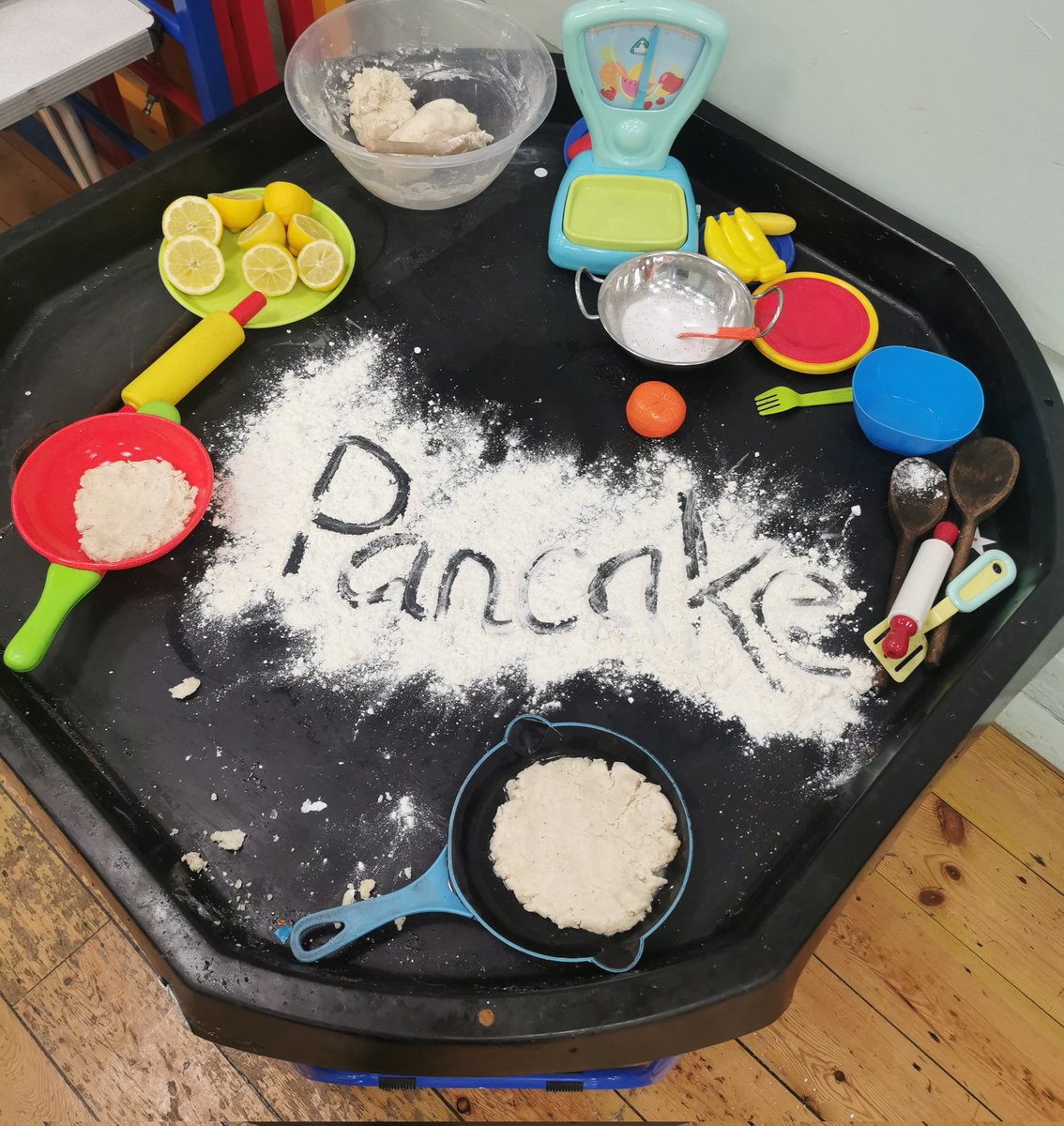 fowler_af's tweet photo. Pancake day fun at stay and play this week. @HolyCrossCofE @DEMAT #EYFS #stayansplay #playdough #PancakeDay https://t.co/VZ5RB33Lom