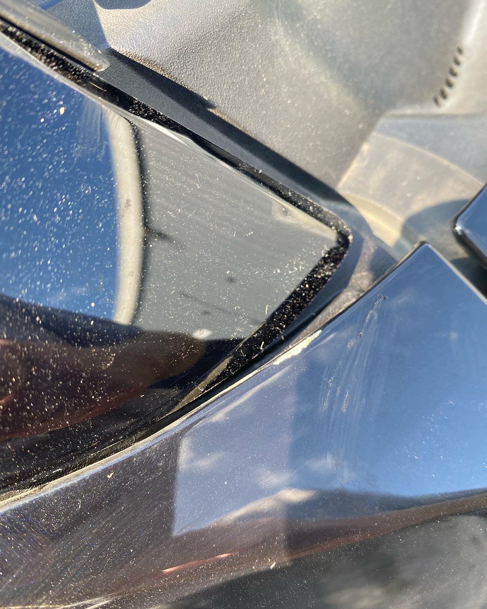 jpiercewv's tweet photo. @Ford @Ford @kentParsonsFord HELP https://t.co/r8K2cXtlTf