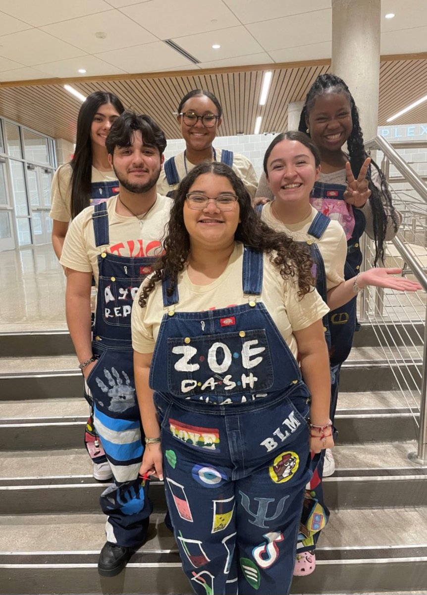 Great job <a href="/MacArthurStuCo/">MacArthur StuCo</a> for earning Sweepstakes Outstanding STUCO status from the TX Association of Student Councils. We are proud of you and this achievement!❤️🖤 Thanks for your guidance <a href="/srtatowler/">real ms. towler</a>!