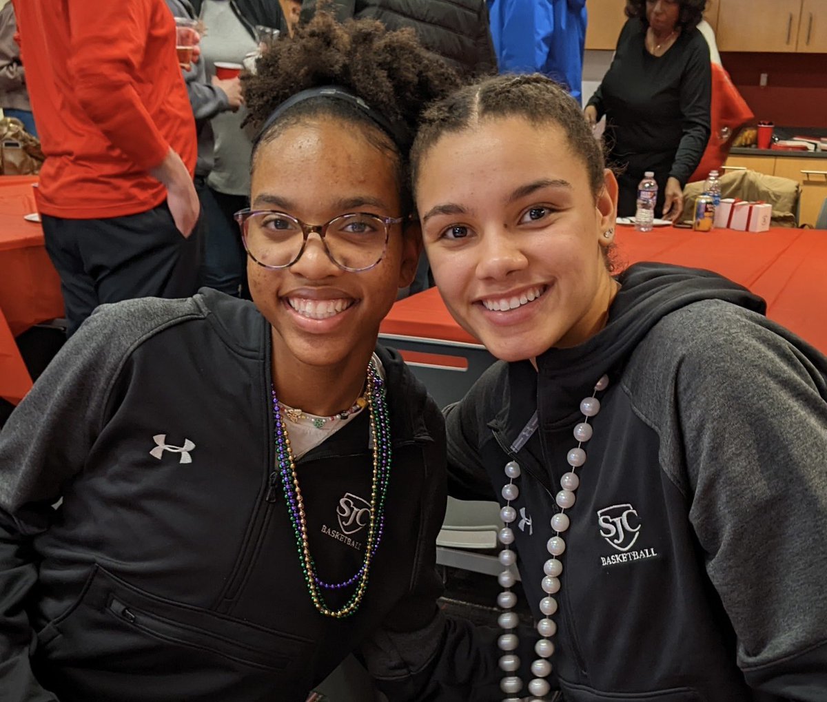 SJCAthletics's tweet photo. Girls’ 🏀 wins 52-42 vs. PVI on Senior Night! Thank you seniors, families &amp; coaches. #CadetsFamily #GoCadets 🛡️❤️ https://t.co/YoTKwasQ55