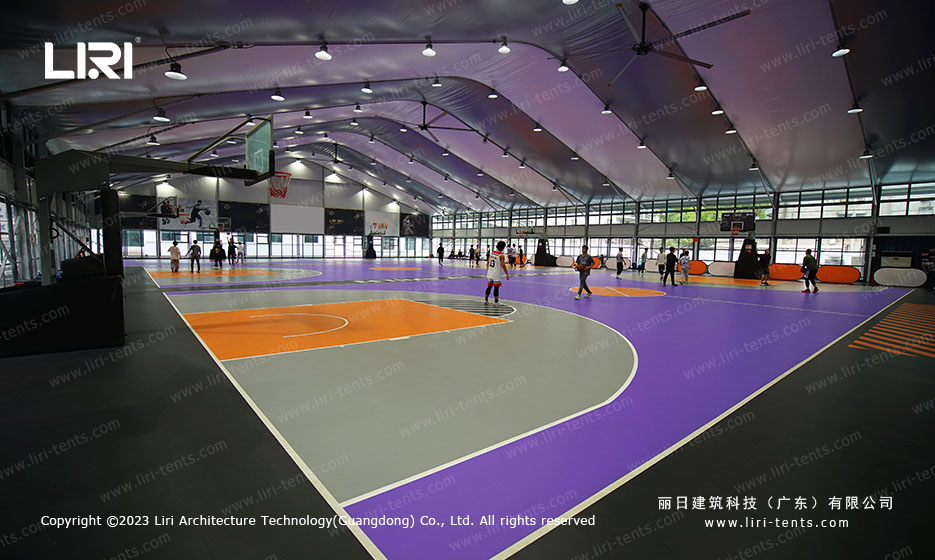 Kelly752749791's tweet image. We built a shade structure to cover our basketball court, maximizing space and maintaining flexibility without any support columns. The entire 35mx36M court is now covered, providing optimal playing conditions rain or shine. #basketball #shadestructure
liri-structure.com/applications/s…