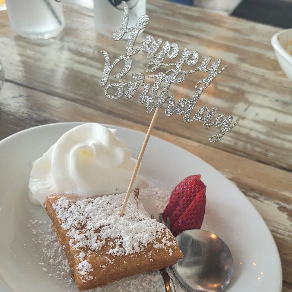 Had to work on my birthday so didn't get to celebrate much but did get to enjoy a delicious beignet. instagr.am/p/Co6Y4YqMa4e/