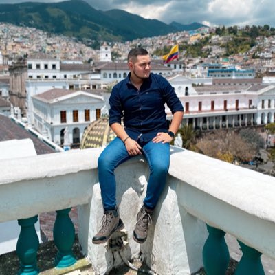 ccorral25's tweet photo. #NuevaFotoDePerfil https://t.co/q4QvaVuk6i