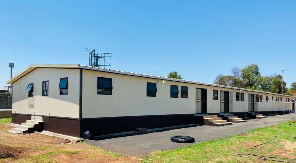 Afripanel's tweet image. Prefabricated Houses: Modular and flat-packed style contemporary architecture. afripanels.co.za #prefabbuilding #prefab #prefabricatedhouses #prefabhouses #modularhouse