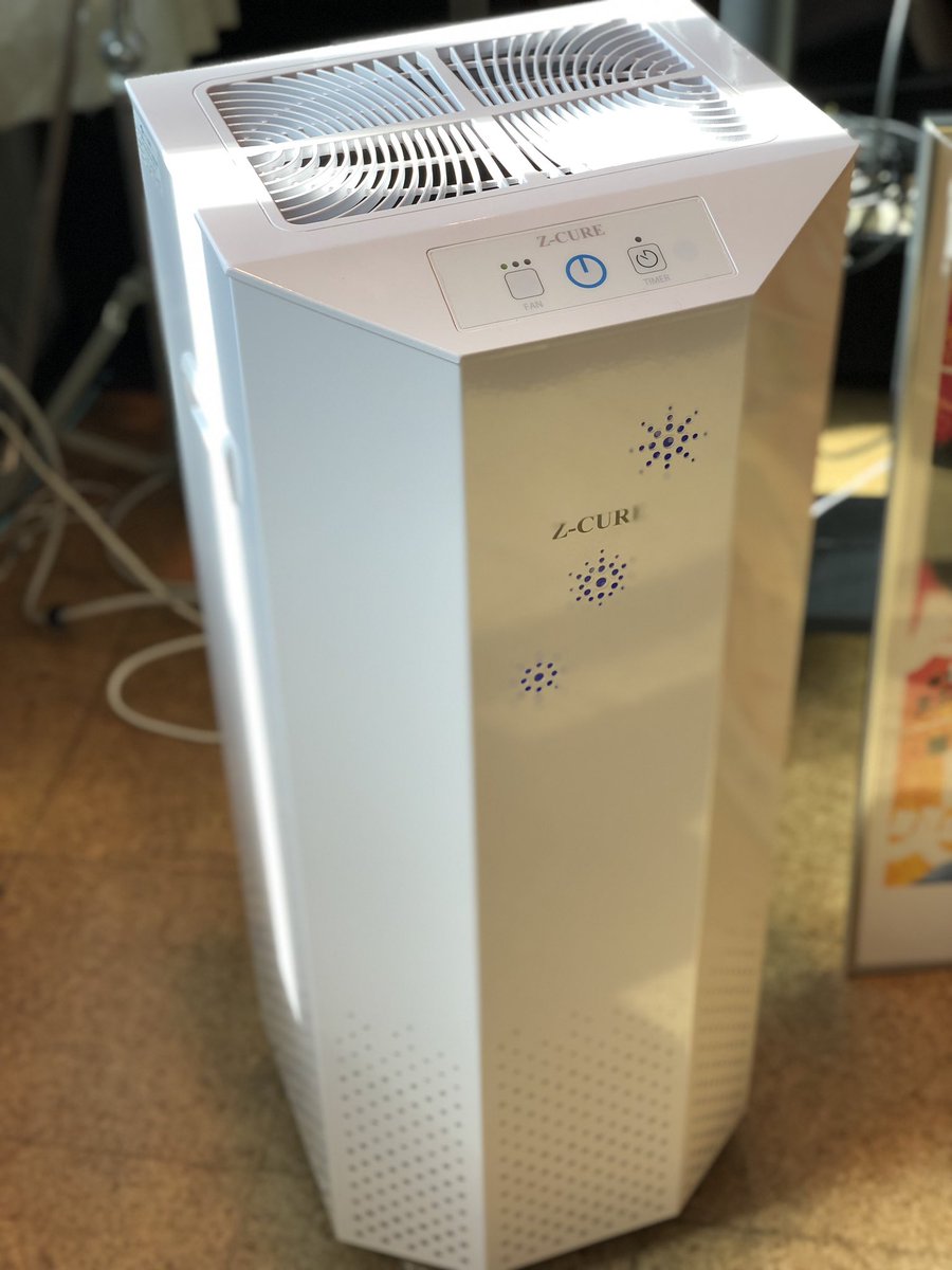 sbs_gogo's tweet photo. 【ザ・ちっとらっつ��】
今日は「空気殺菌装置��Z-CURE』」を製造している「大日工業株式会社」の川瀬社長、内田常務が登場!
SBSラジオのαスタジオにも置かれています!
#ふくわうち
#大日工業株式会社
#ZCURE https://t.co/U9I1PwhCcY