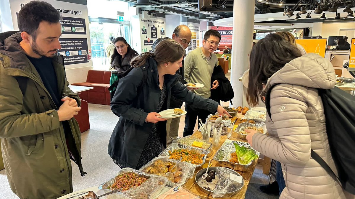 mebyyegm's tweet photo. İngiltere’nin Birmingham şehrinde öğrenim gören bursiyerlerimiz büyük deprem felaketinden etkilenen vatandaşlarımız yararına kermes düzenledi. https://t.co/5uosld569e