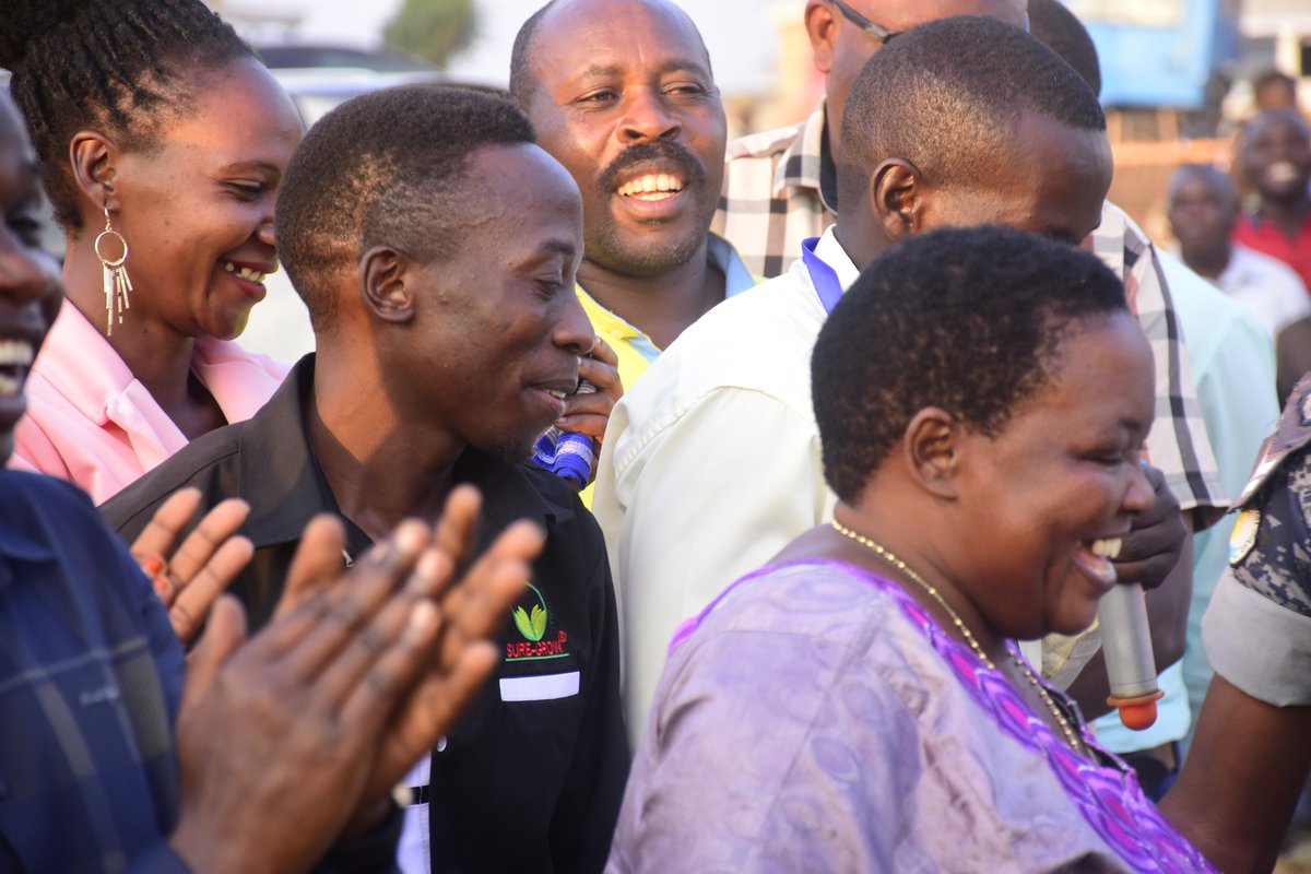 sure_happy's tweet photo. We are happy to be one of the Organizers of the Greater Mubende Farmers Exhibition. Thanks to Rt. Hon. PM. #PrioritizingFarmers @RobinahNabanja_ @GraniaMp Our own CEO, thanks for always aiming at improving farmers livelihoods.@zealous_farmer https://t.co/3rhKKZPmXq
