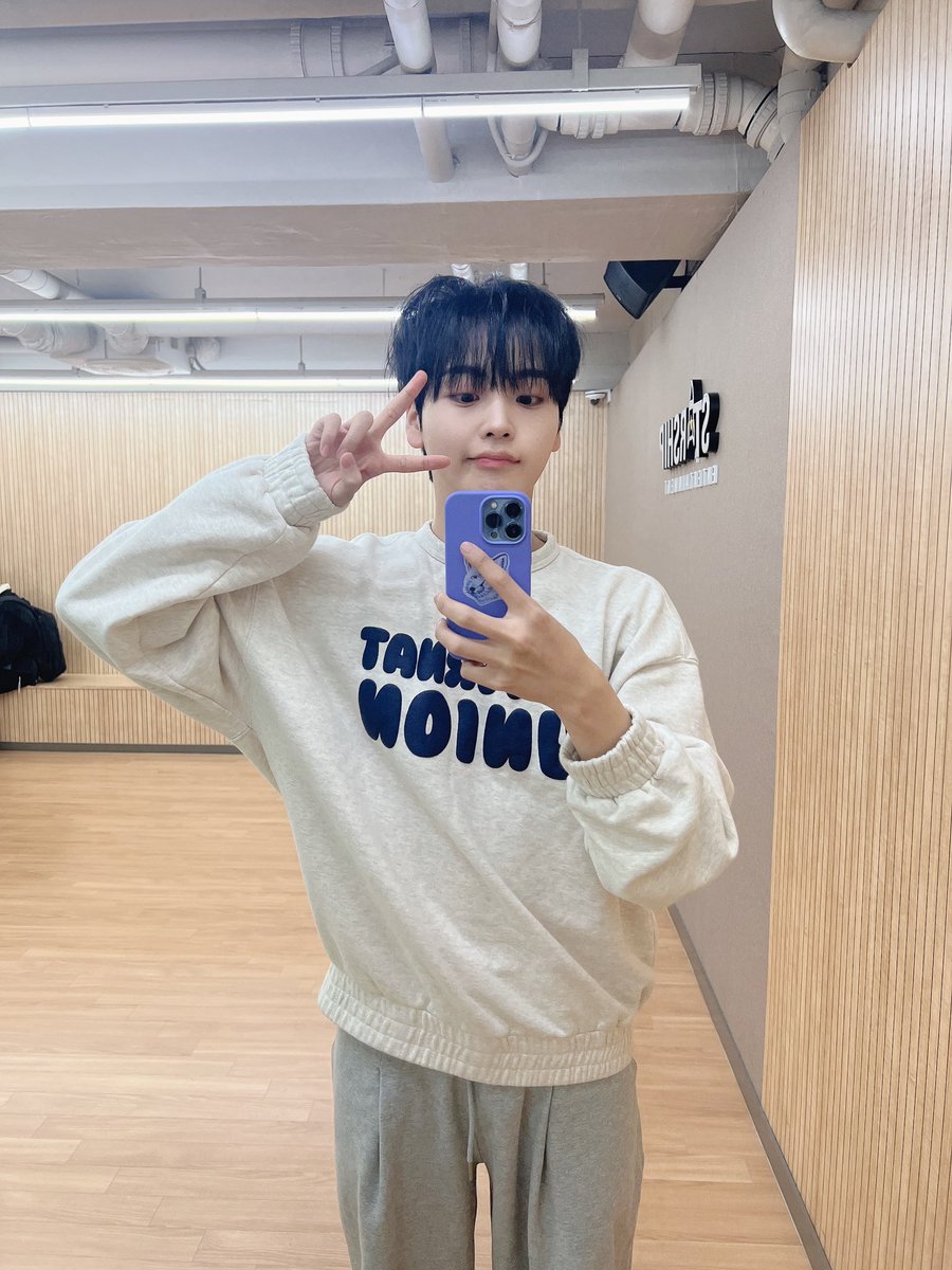 HJzzangb's tweet photo. 뽀둥아아아아아아 —— https://t.co/SPUV8lAbyk