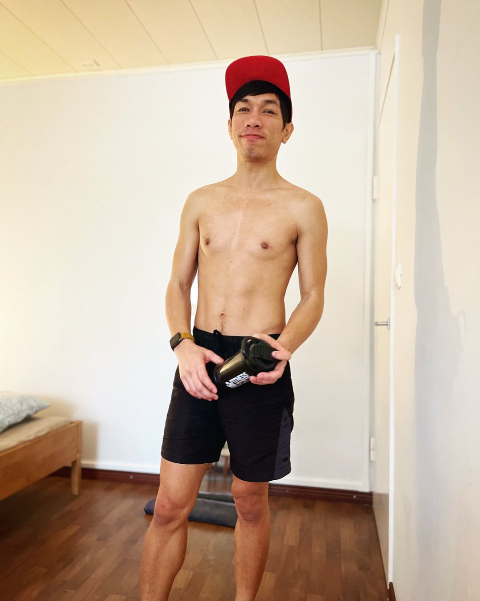 mapint04's tweet photo. อากาศ -10 ขนาดนี้ จะออกกำลังกาย outdoor ยังไง?!? อยู่บ้าน วนไป!!! 

#hieroja #ISumo #Finland #Nordic #Suomi #workout #myBody https://t.co/GqiC0x2uRn