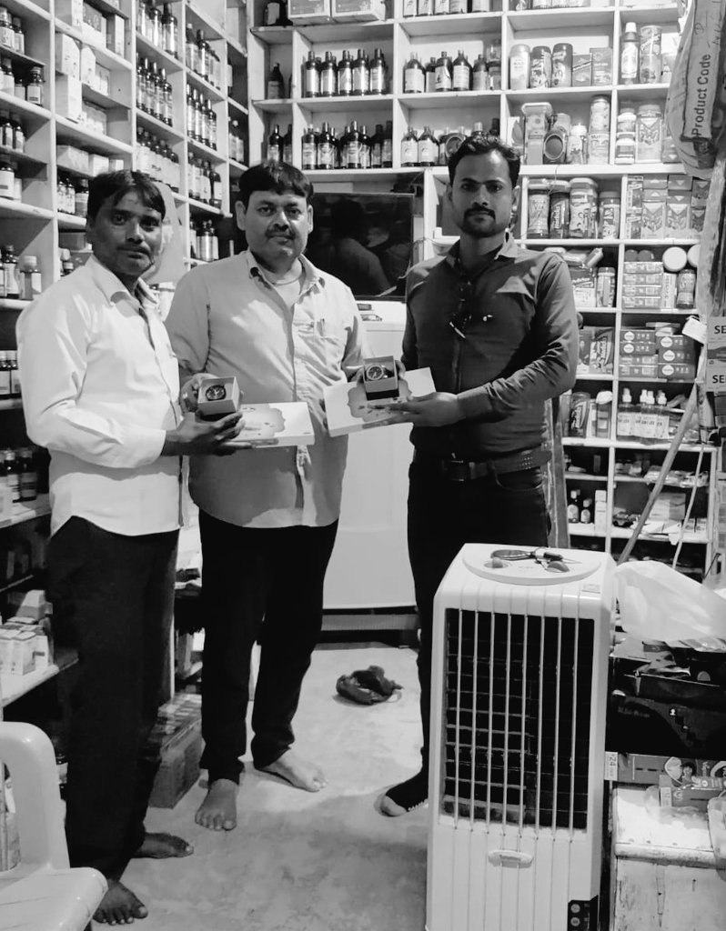 ActiveWelfare's tweet photo. स्वयं से पहले ,
हमने दूसरो को चुना... https://t.co/q2v5xRQxyu