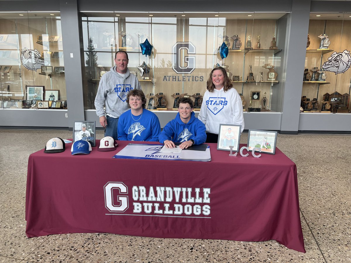 Grandville Baseball tweet media