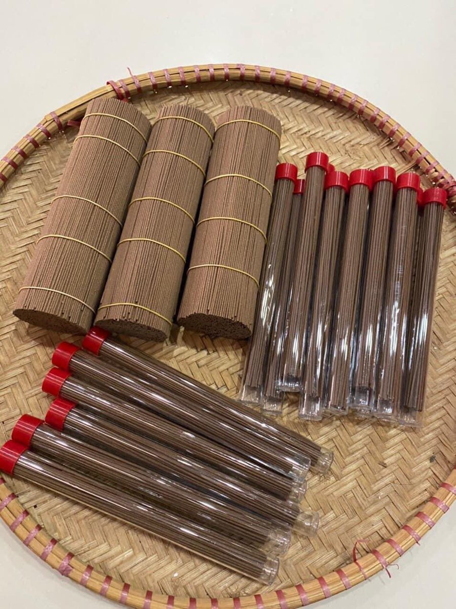 dantruongoud's tweet photo. Incense vietnam🇻🇳 #沉香 #trầmhương #Oud #agarwood #اللبان #aloewood #oudoil #bahrainoud #bakhooroud #mukkaoud #dehentoudh #incense #omanoud #muscat #dohaoud #vietnamoud #عجمان #kuwaitoud #alwajidoud #saudiarabiaoud #uaeoud #jeddahoud #dubaioud #alainoud #quataroud #yamanoud https://t.co/s0QAhtb8lO