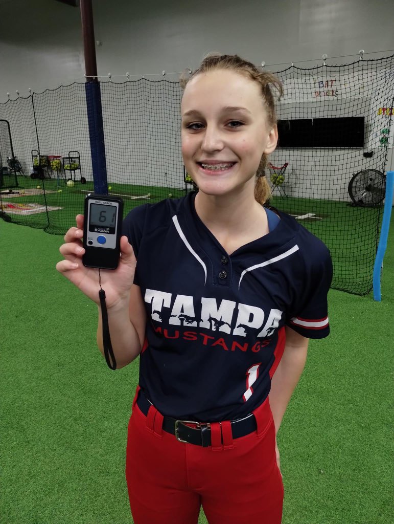 tfost00's tweet photo. Throw violently‼️🔥🔥😡😡⛽️⛽️
⠀
Oh…she’s only in 7th grade. Andi was getting after it trying to break 60 on her pull downs. And she did it‼️😳😳💪🏼💪🏼
⠀
#catchers #coaching #catchercoach #softball #coach #aaccc #florida #floridasoftball #throwing #softballplayer #softballcatcher https://t.co/VYCVJHKMml