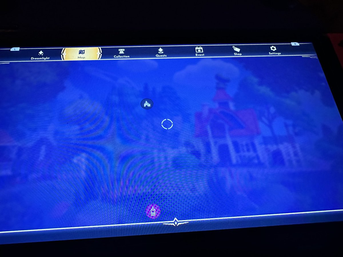 WirthTiffani95's tweet photo. @DisneyDLV My map doesn’t show anything and it freezes up I have to restart my game everytime https://t.co/jxZQ572HoB