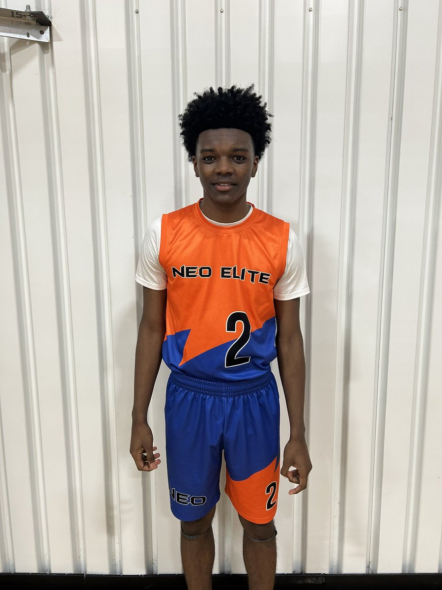 Some @c2cpreps_ 2027 prez day standouts 📝

Lincoln Cosby | All Ohio Sumner
📸 DJ Jenkins | NEO
Oneal Delancy | Tre Mann Elite
📸 Isaiah Mack-Russell | Bates Fundamentals 
Isaak Hayes | ProSkills Swish
📸 Eden Vinyard | D.Rice
Scottie Adkinson | BBE
Bryce Curry | G. Hill All-Indy