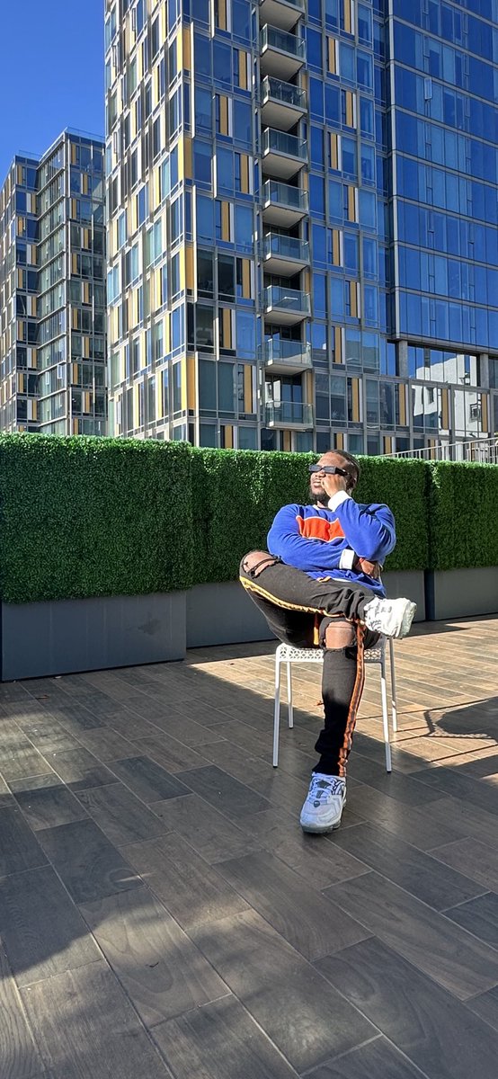 thatskuh's tweet photo. Stick with the Vision. 🔝💼 https://t.co/kuhZKpGxFs