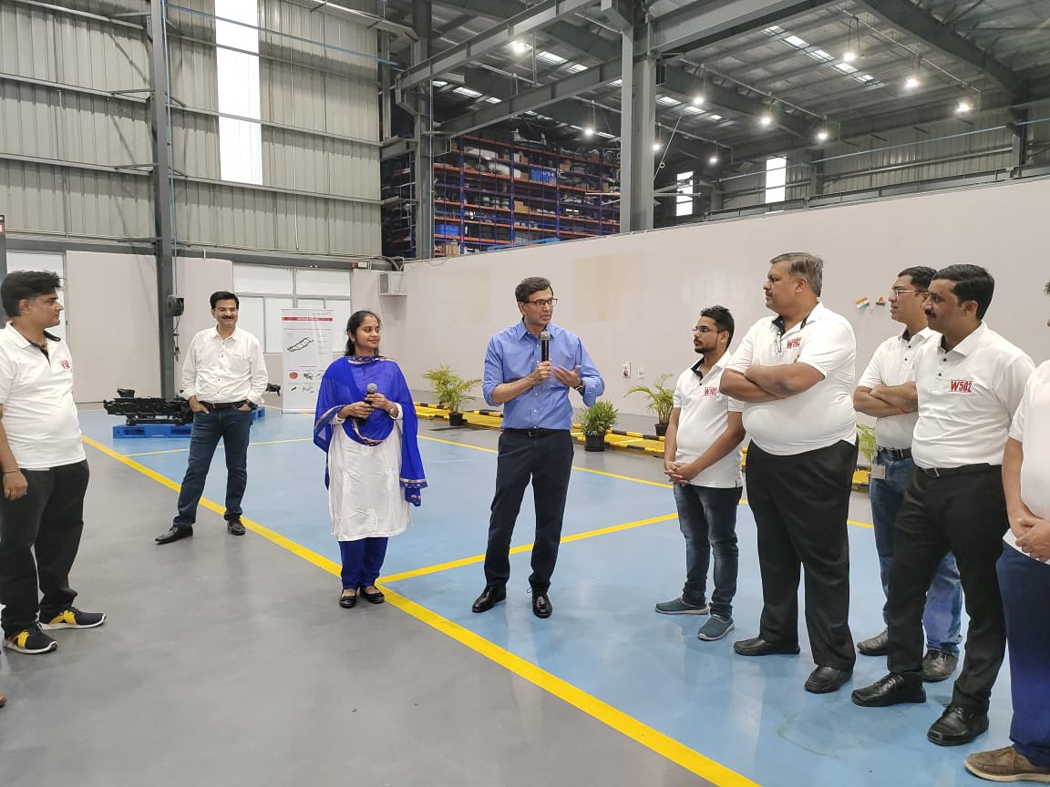 rajesh664's tweet photo. We interacted with Sangeeta who leads the Project 502 team who are creating a very exciting product ,core to the Mahindra DNA , to be launched in 2024 . https://t.co/jsV2jTWeJq