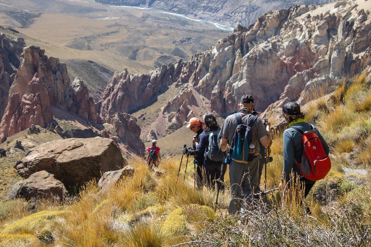 erib1977's tweet photo. Circuito Piedra Clavada, Cueva de las manos y Valle Lunar .
.
.
#aysén #coyhaique #trekking #hiking #chile #chile #trekking #hiking #outdoor #paisaje #nature #hike #MarcaChile #achilepoh #adictoachile https://t.co/H3gxeUAUkW