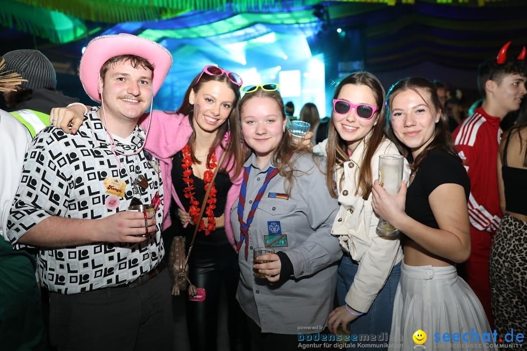 seechat's tweet image. Rosenmontagsball mit FRIENDS LIVE: Wetzisreute, 20.02.2023

Alle Fotos und Videos auf:
&amp;gt;&amp;gt; seechat.de

#Rosenmontagsball, #Wetzisreute, #Fasnet, #FriendsLIVE,
#BODENSEEMEDIEN, #bodenseemedia, #BODENSEECOMMUNITY, #bodenseelove, #bodenseephotography, #Bodensee