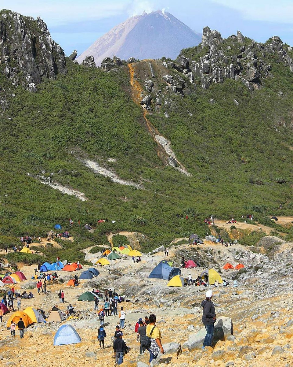 Indah, tapi hannya bisa di lihat.