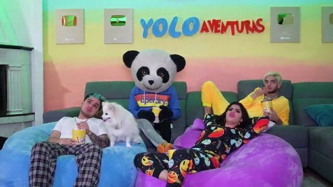 jonyaventureroo's tweet photo. El fandom esperando el regreso de Yolo Aventuras: https://t.co/2egxiDfIGZ