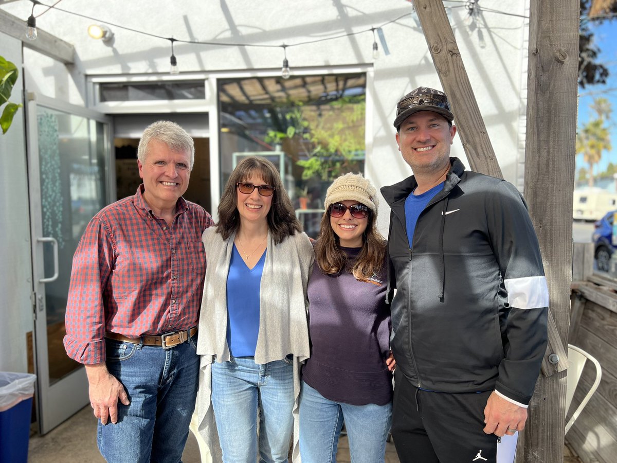 When you get to start the day by enjoying a wonderful conversation over coffee with a fellow #healthandwellness coach who you’ve met through a intentionally cultivated community of likeminded professionals ☺️💚

Will you be joining us June 17-18 in San Diego? 

#conference