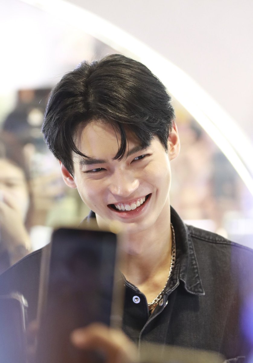 _authophile's tweet photo. Happy birthday p'win🐰🤍
I wish you more success in your career, and best wishes for you🤗🤍
#winmetawin
#WishWINWonderful24th https://t.co/KACq0VSgKd