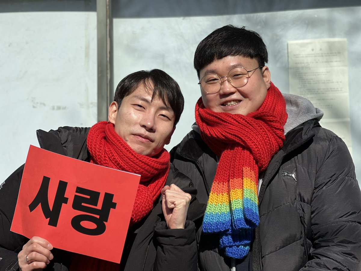gagoonet's tweet photo. 사랑이 이겼습니다❤️ https://t.co/I6BXvYvgWH