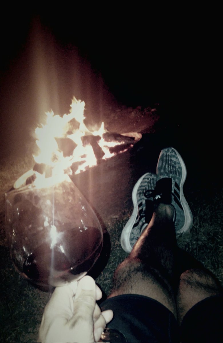 CavalieriMartin's tweet photo. Noche perfecta 🔥 🍷!!!! https://t.co/UZYE9sruNB