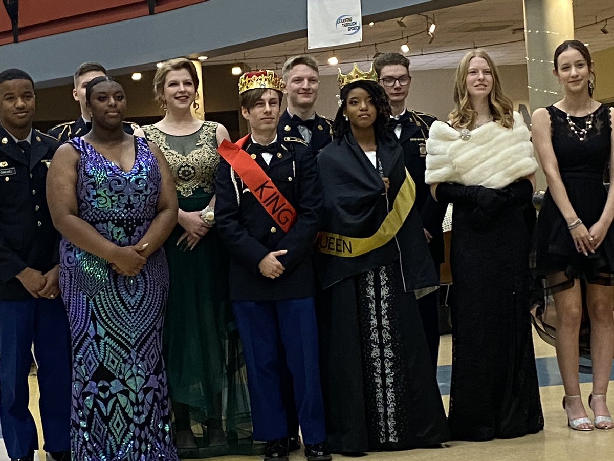 chcorbitt's tweet photo. Carroll High JROTC Military Ball was great success!  Thank you SGT Major Palfreeman for all you do for our ROTC program.  The event and our cadets were  First Class! https://t.co/pPNd6GDfEk