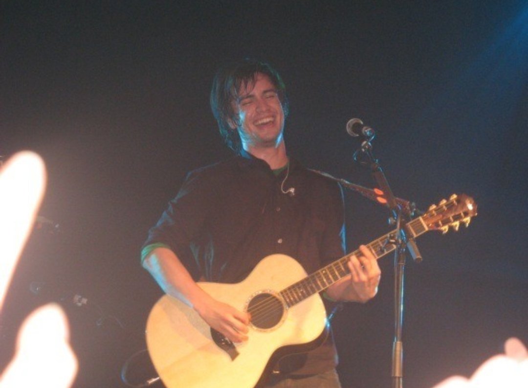 hourly brendon urie (@hourlybrendonu) on Twitter photo 
