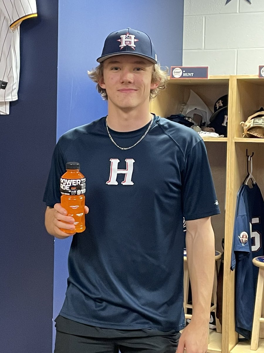 Generals_BB's tweet photo. Congratulations to senior JJ Hunt for earning the Powerade Player of the Game today. JJ capped off a 5 RBI night with a 3-run HR in the 5th.#PPoftheG https://t.co/NS6yjpmWzy