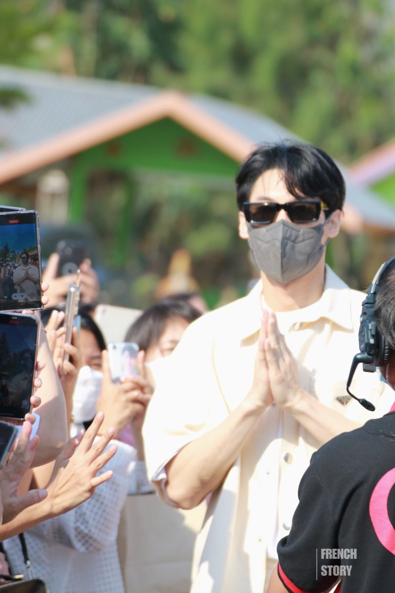 french_story_'s tweet photo. สวัสดีครับ

HAPPY BIRTHDAY WIN 
#WishWINWonderful24th
#winmetawin @winmetawin https://t.co/XleduvdSWP