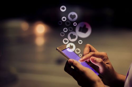 Ellipsis tweet media