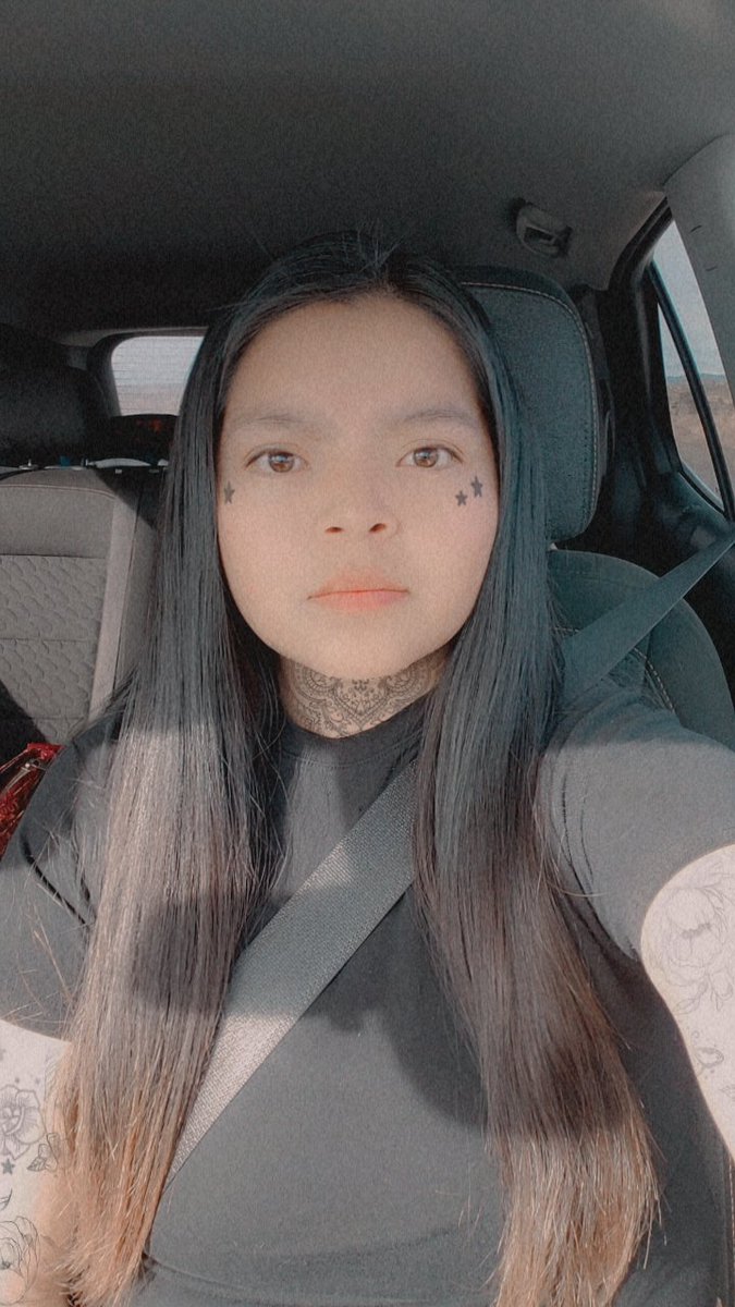 eamiixiah's tweet photo. Gotta do eyebrows 😬 https://t.co/4o5ZBQ5Ljb