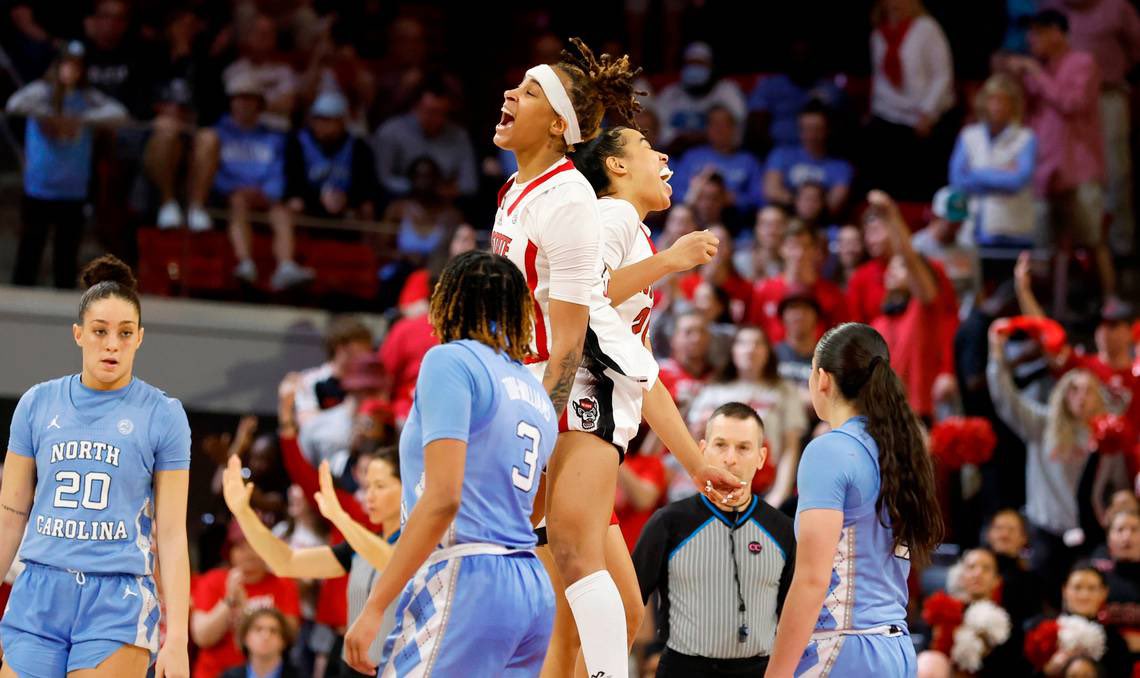 TuffyTalkNow's tweet photo. And WITH THE #ICEPACK WIN,

NC STATE COMPLETES THE 4 TIER WEEKEND SWEEP OVER UNC!!!!!

COUNT THEM WITH ME:

1. @PackWomensBball 

2. @PackWrestle 

3. @PackMensBball 

4. @NCStateHockey 

WHAT A WEEKEND FOR @PackAthletics AND TO BE A PART OF #WPN!!!!!

🐺🐺🚨🚨‼️‼️🧹🧹🧹🧹🧹🧹 https://t.co/vZgqwIl1Wz