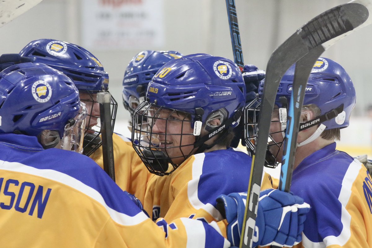 PilotSports's tweet photo. Chase Hamlett is surrounded by teammates after scoring a goal assisted by Luke Anderson.
Windom Area leads Redwood Valley 5-0. https://t.co/irlso9rWkB