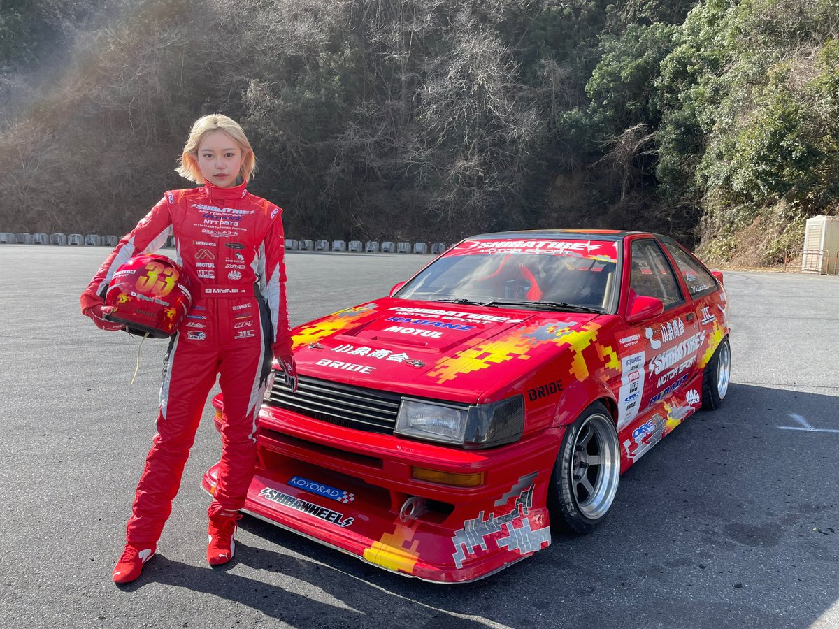 meron_BCNR's tweet photo. めろんドリフト初実車🌟

練習機のAE86レビンで
YZサーキットに来ています‼︎

シミュレーターのみで
実車はどこまでできるか😆

YouTubeに動画が上がるので
チャンネル登録お願いします💗

https://t.co/1EYre1oDFM https://t.co/xetTzh0eio