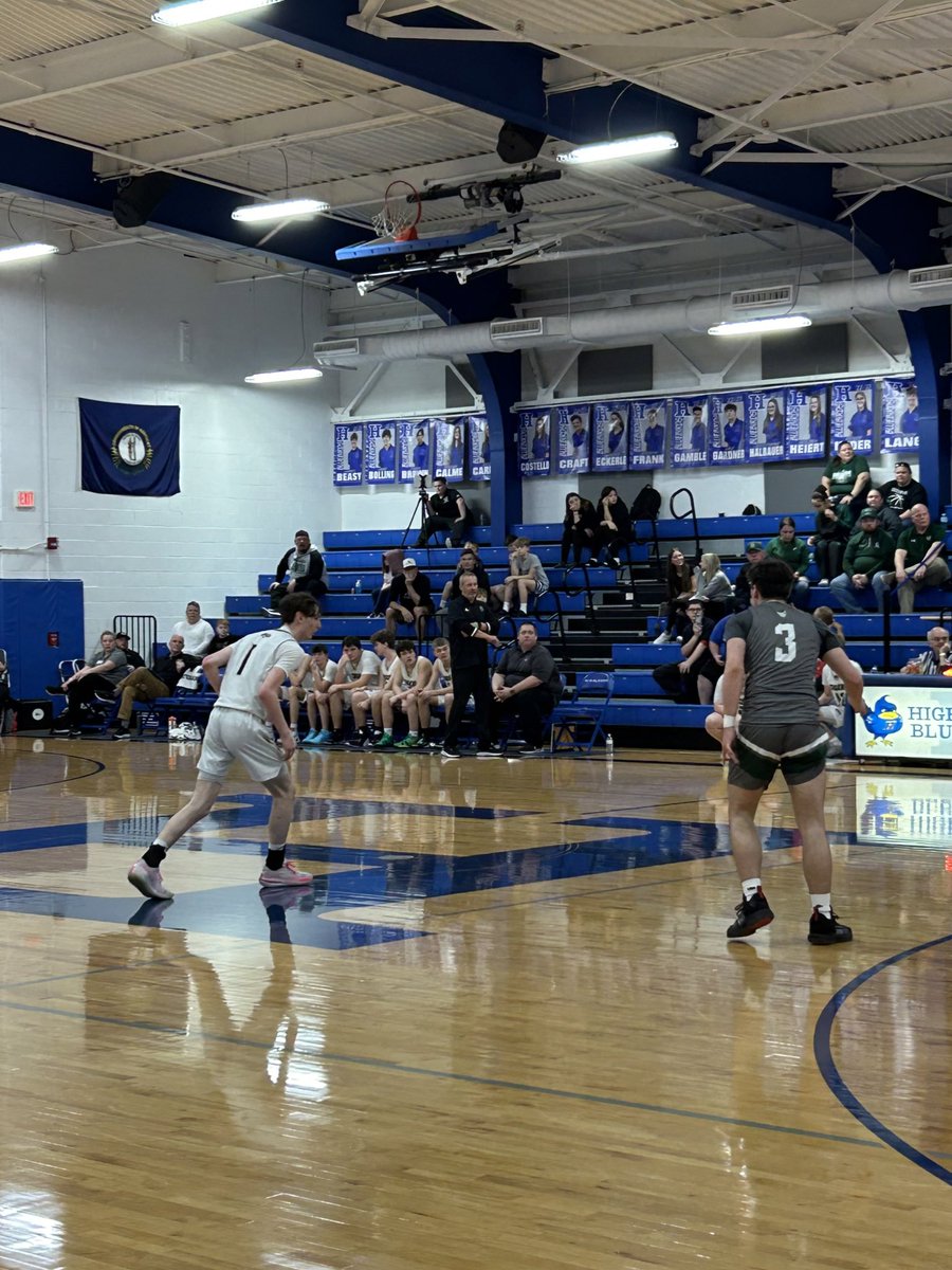 LoveTheVue's tweet photo. Congrats to both basketballs teams on their big wins over rival Dayton! On to the semifinals! #lovethevue https://t.co/xr3k9AqDVJ