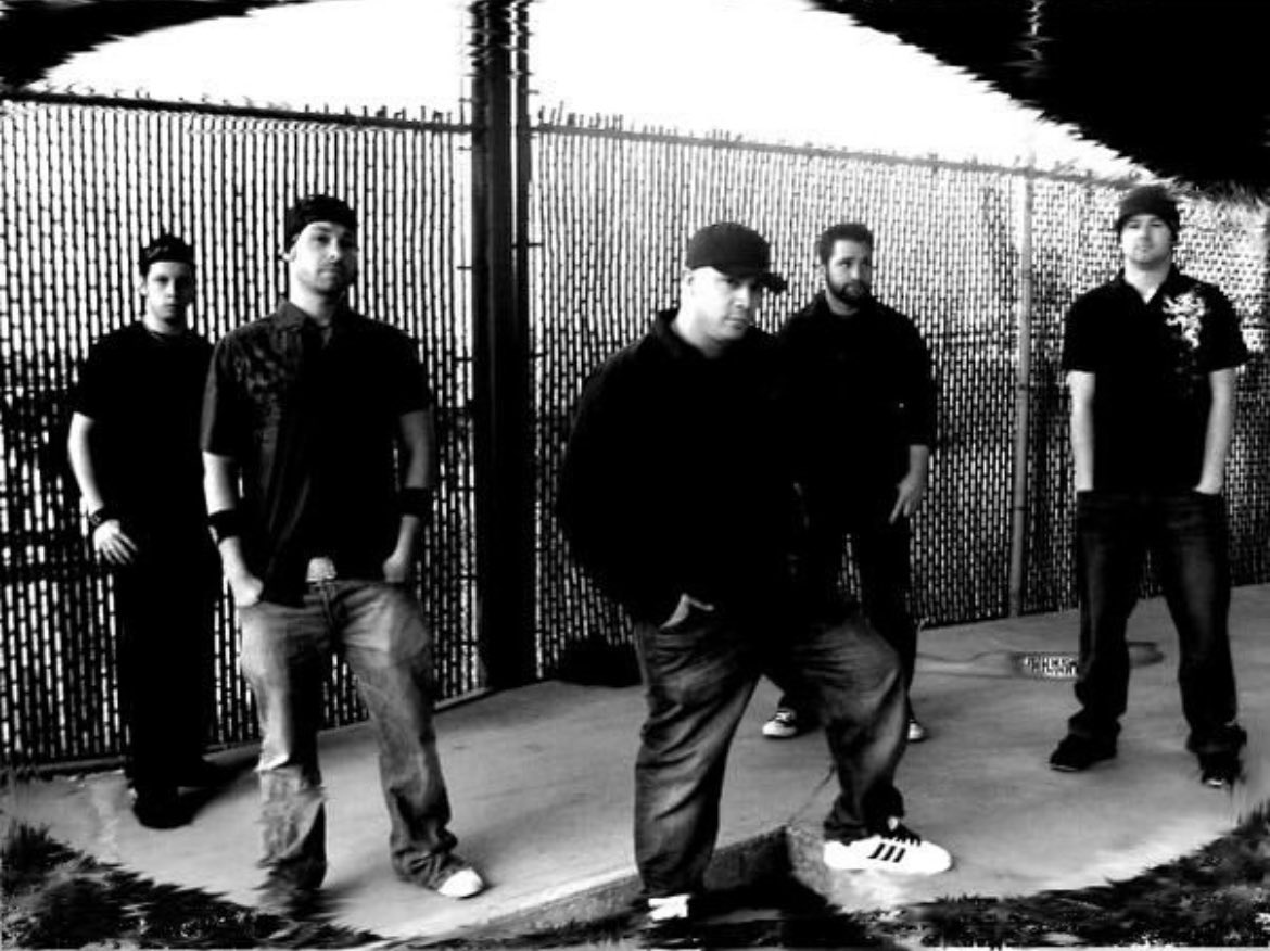 silentseason's tweet photo. The Original Lineup | EST | 2008 #TBT #og #original #throwback #originallineup #silentseason #silentseasonarmy #thewarwithin #volumetwo #secondhalf #ep #rock #hardrock #metal #activerock #musiclife #spotify #streaming #newep #rockband #hardrockband #rockmusic #hardrockmusic #rock https://t.co/humqyLCyGg