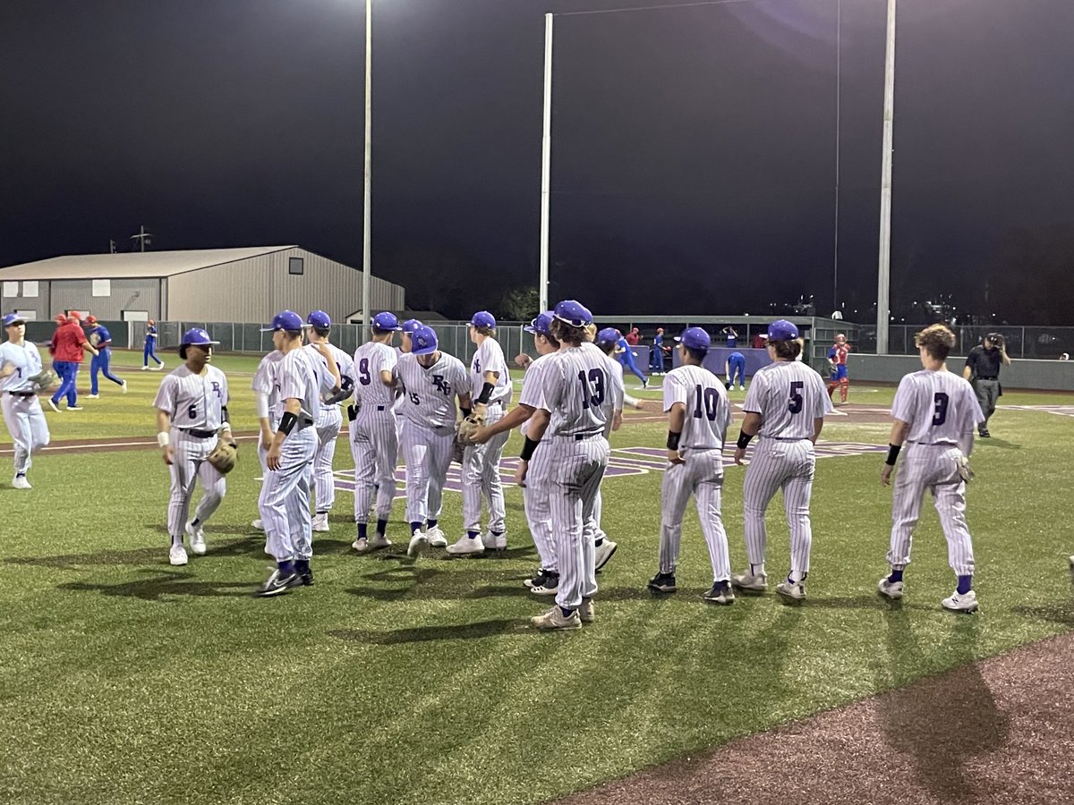Kooper Benoit has thrown 3 scoreless innings! Bot 3 coming up, Png leads WB 1-0! #pngproud
