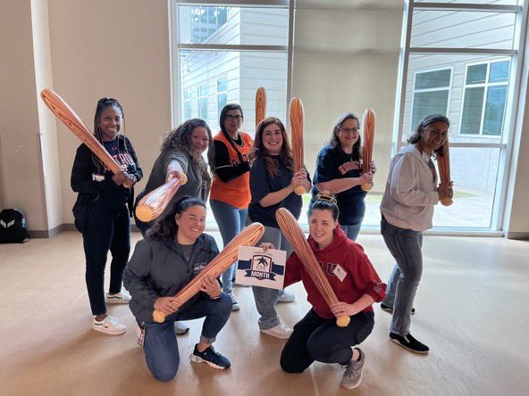 DobieFcs's tweet image. CTE is a knockout!!!!! 

B4 team helps students that will make the biggest impact on the future! 
#PISDCTE 
#PISDCTEMonth2023 #PISDCTEAllstars #FutureTeachers
#PasadenaisdStaffDev