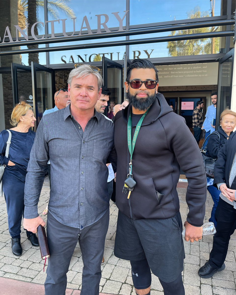 DanielSilvasUSA's tweet photo. Thank u, Jesus! For Pastor #JackHibbs help do the Lord’s Work! 🙏 &amp; for giving me a friend, good pastor &amp; giving me a amazing #church in #calvarychapelchinohills that I call home 🏠
@calvarycch 
@TPUSA @harvest_events 
@charliekirk11 @mikepompeo @ACLJ 
#danielforriverside https://t.co/1h0RlY0PCN