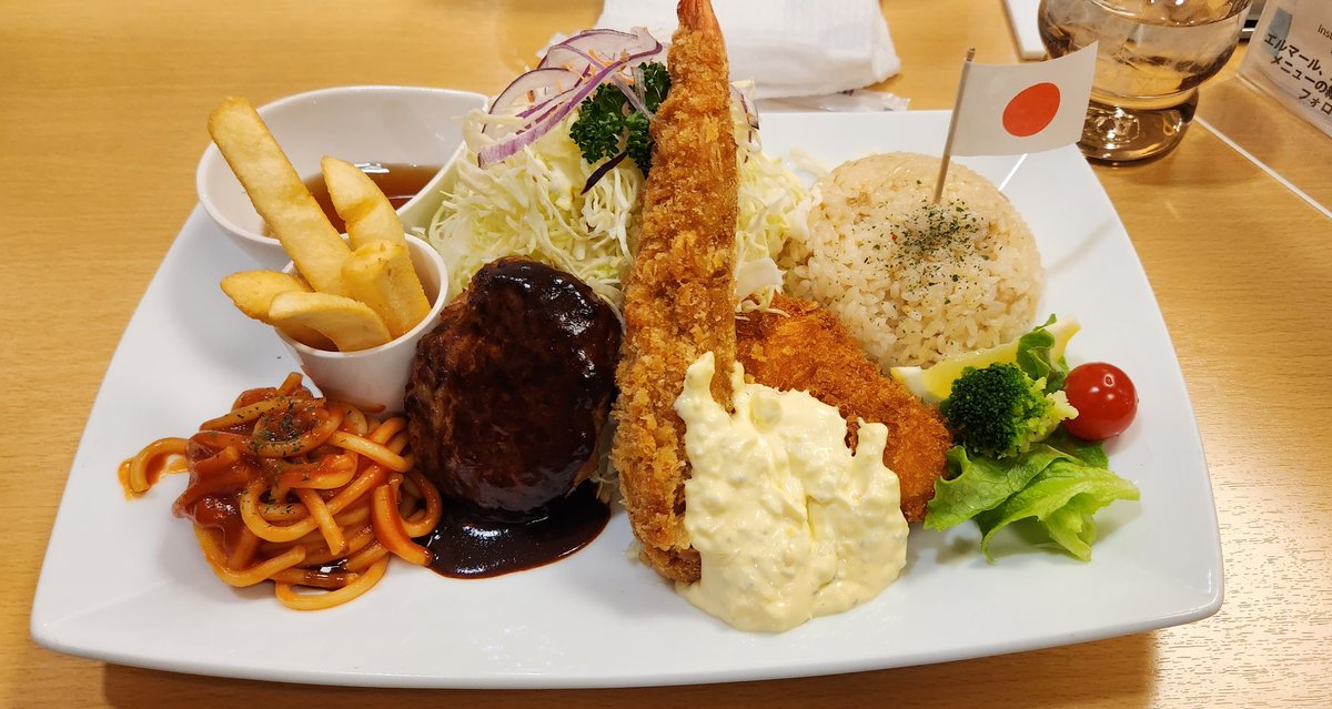 taketake070707's tweet photo. うすいの
#エルマールプラス
で家族とランチ
大人のお子様ランチ頂きました❗

懐かしい感じだけど、盛りがサイコーでした https://t.co/kgC69QLoK7