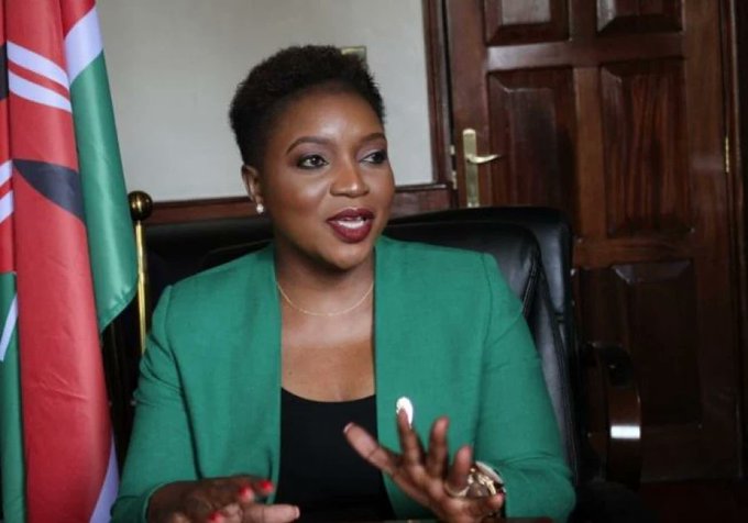 citizentvkenya's tweet image. Health CS Nakhumicha says won’t give condoms to teens having sex: ‘Let them abstain’ ow.ly/EOHG50MWYQT