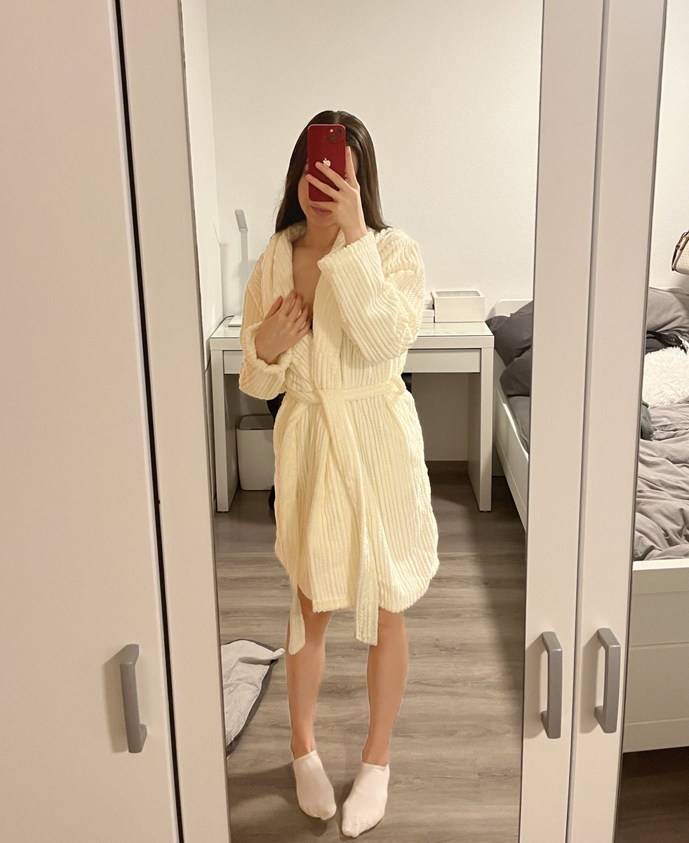 BellaHalder's tweet photo. Wanna get shower pics?🤪🥰 #onlyfans_girl #onlyfansbabe #onlyfansmodel https://t.co/fUqCPwgAPq