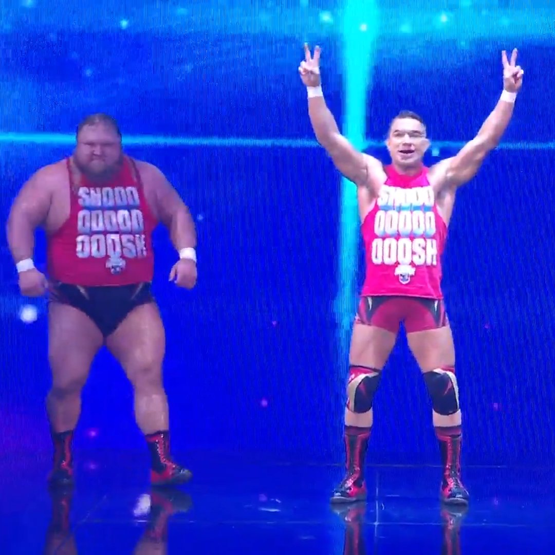 Here comes the 5 Star Man!

#WWERaw