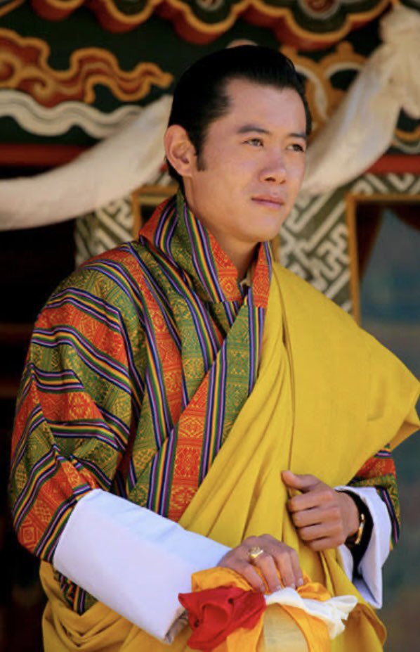 Chhimmy's tweet photo. Joining the nation in offering my prayers for the good health and long life of His Majesty on the occasion of His Majesty’s birth anniversary. https://t.co/5mX5uAX0dd