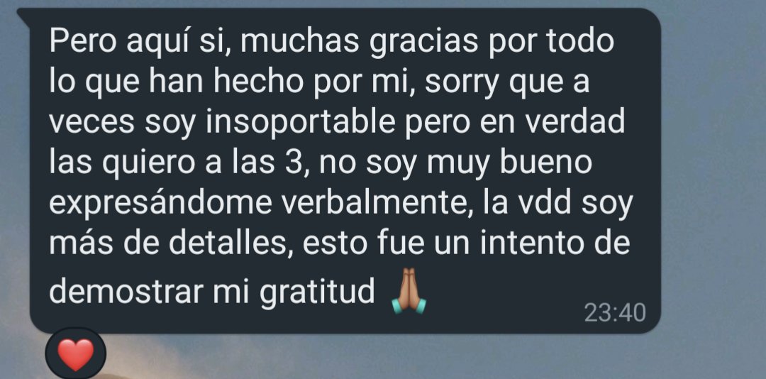 MariferMtz20's tweet photo. Un amigo nos regaló flores por estar ahí para el...se me hizo la cosa más bella del mundo🥺 https://t.co/UKsKTIVrkg