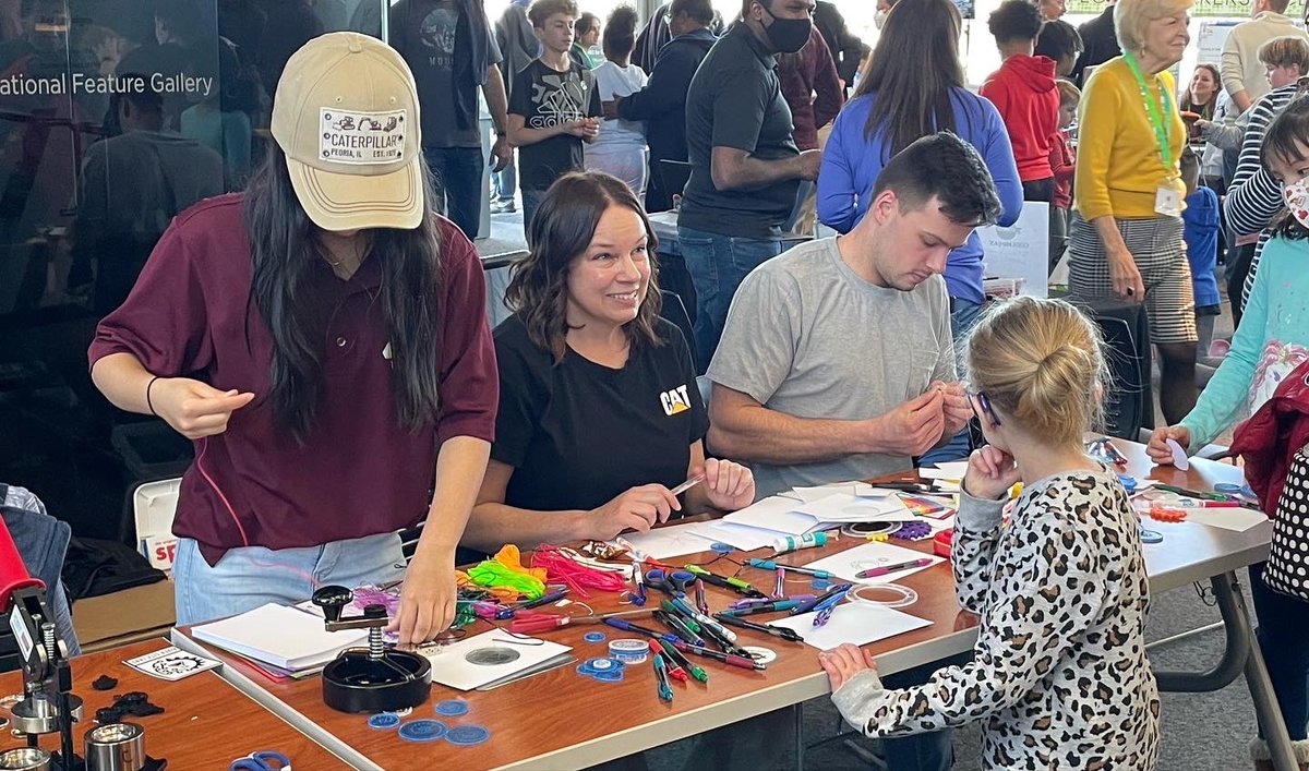HowRobotics's tweet image. Some flashbacks of Engineering Day yesterday. Huge turnout! Best parts out of the whole day? Interacting with the young audience. Their expressions of amazement were priceless, never ceasing to bring a smile to onlookers and reminds us that what we do is more than just robots!